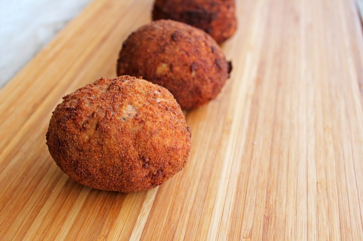 Τηγάνισμα Scotch Eggs