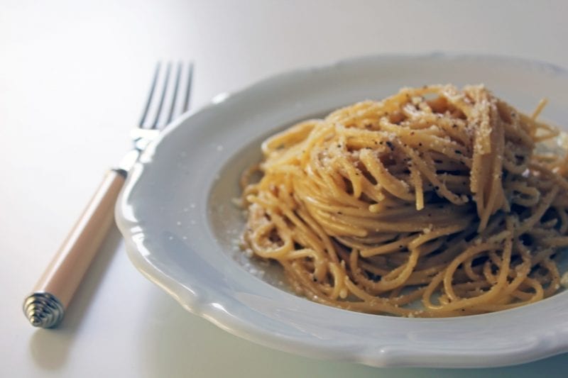 Ζυμαρικά Cacio e Pepe