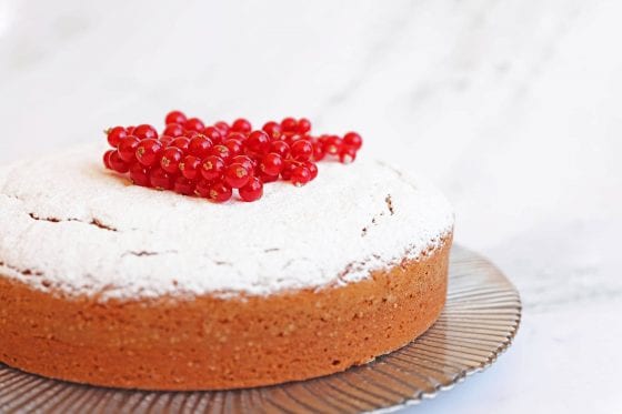 Αφράτη Βασιλόπιτα με Γιαούρτι