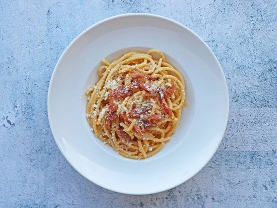 Bucatini Καρμπονάρα με Guanciale