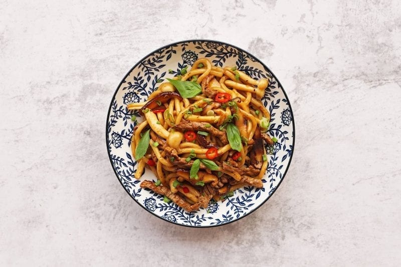Udon Noodles με Μοσχάρι και Μανιτάρια